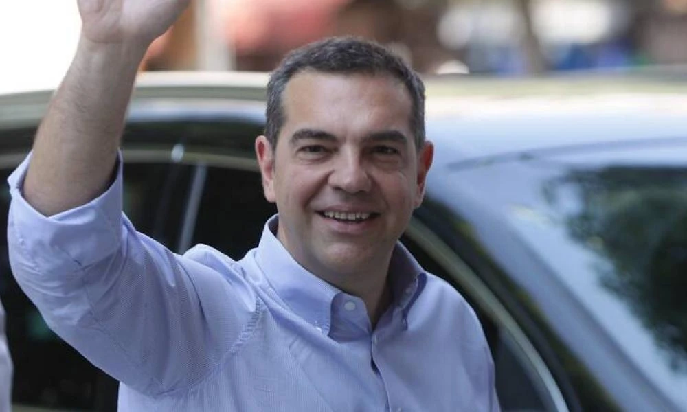 Τετ α τετ Τσίπρα - Σακελλαρίδη σε ταβέρνα στη Νέα Σμύρνη